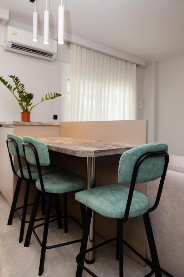 Elegance Apartment 2 Bedroom Suites Thessaloníki Luaran gambar