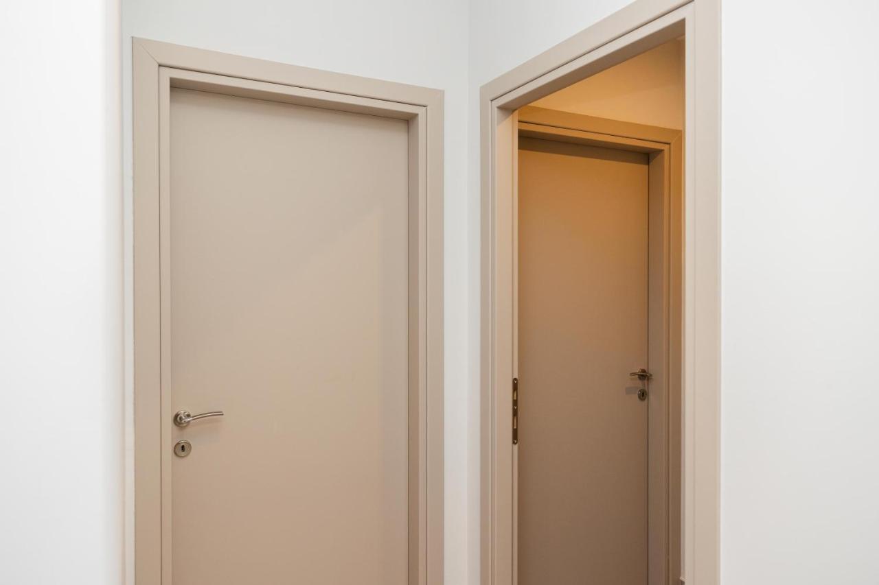 Elegance Apartment 2 Bedroom Suites Thessaloníki Luaran gambar