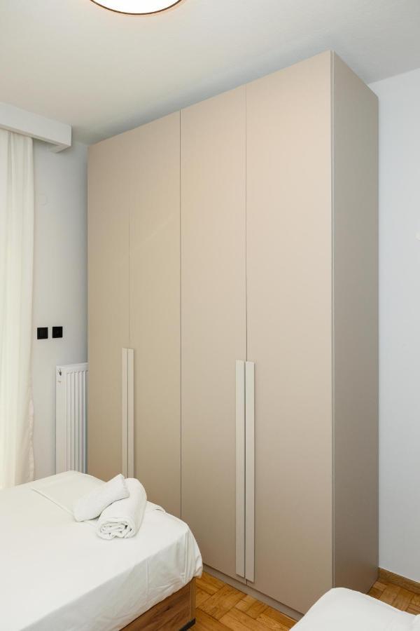 Elegance Apartment 2 Bedroom Suites Thessaloníki Luaran gambar